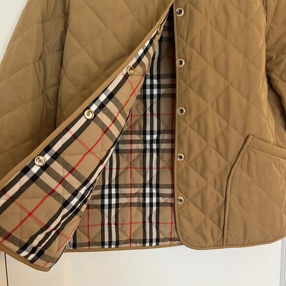 Like New! Quilted Barn Jacket with Corduroy Collar and Plaid Lining | Size XS-S - Picture 4 of 10